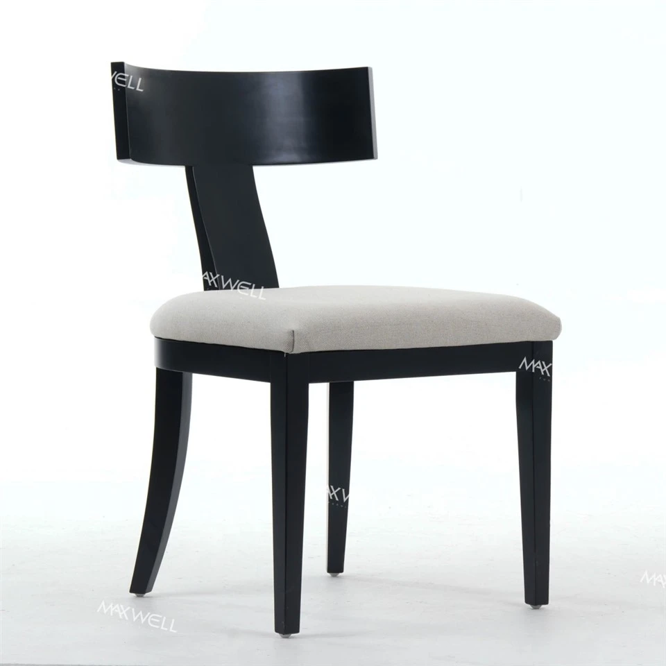 Silla de madera para boda